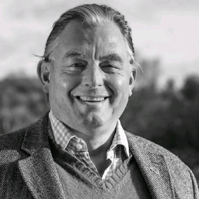 Edward M.R. Macfarlane